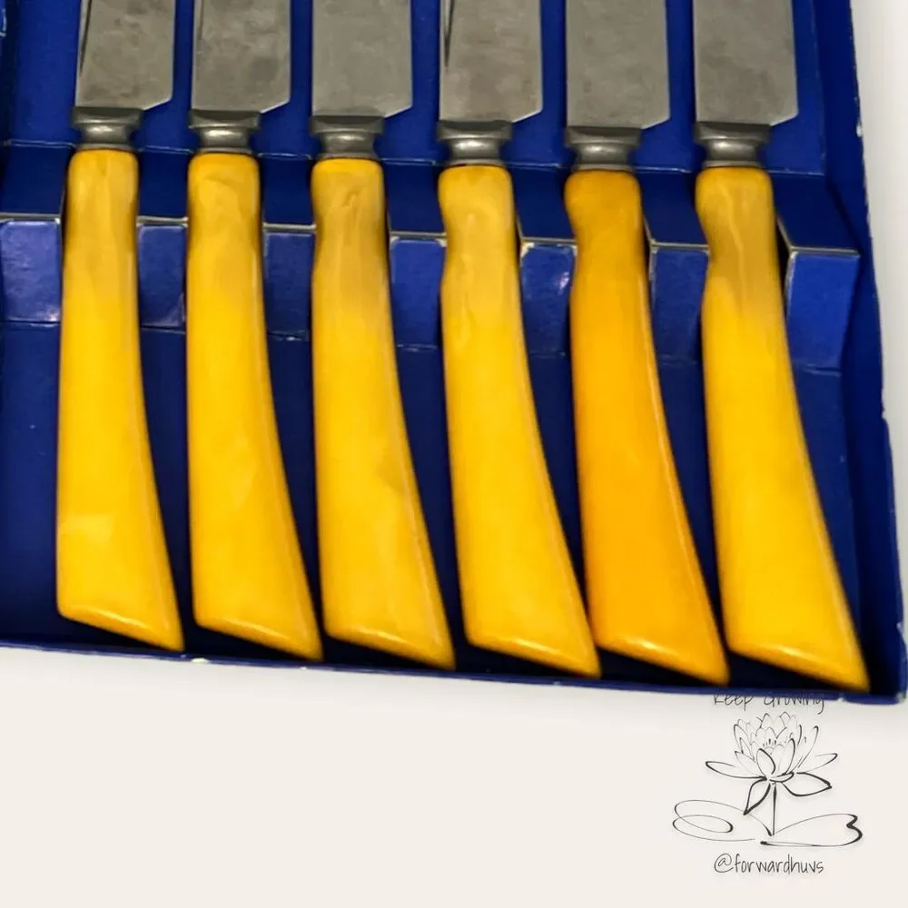 Burns Edge Stainless Knife Set with Butterscotch Bakelite Handles